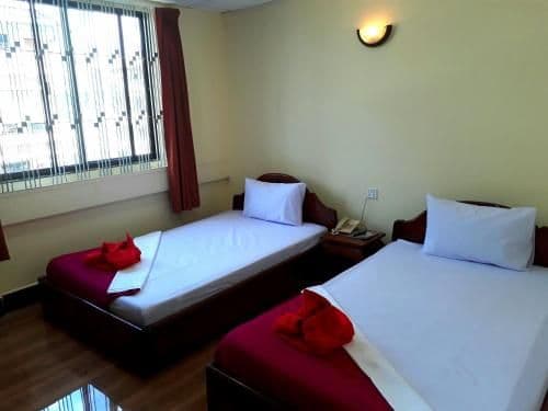 Twin Room with Air-Conditioning