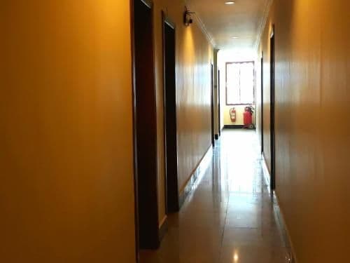 Twin Room with Air-Conditioning
