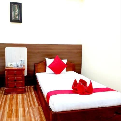 Single Room with Air-Conditioning