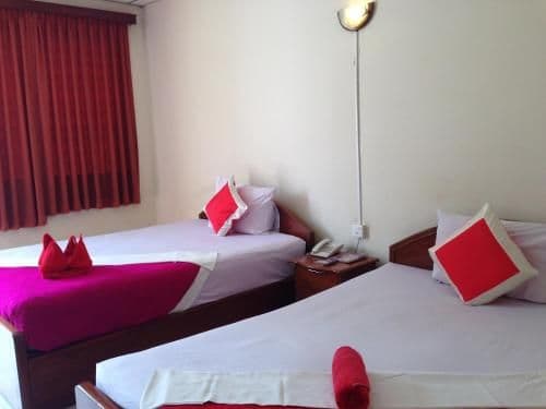 Twin Room with Air-Conditioning