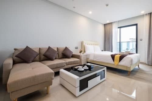 One-Bedroom Apartment