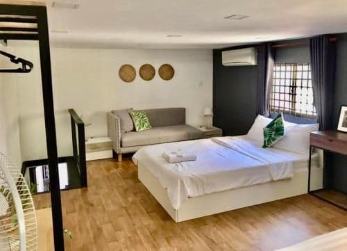 Studio Apartment