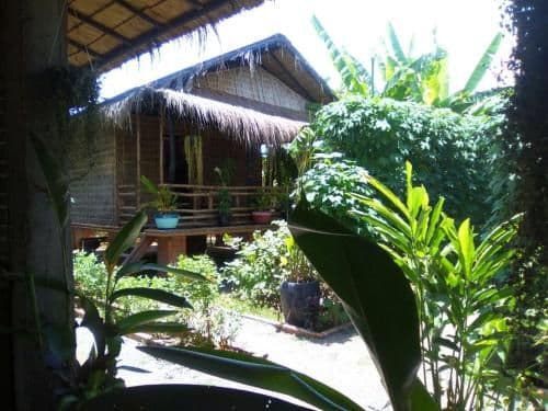 Bungalow with Garden View