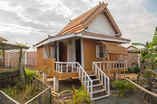 Deluxe Bungalow with Garden View
