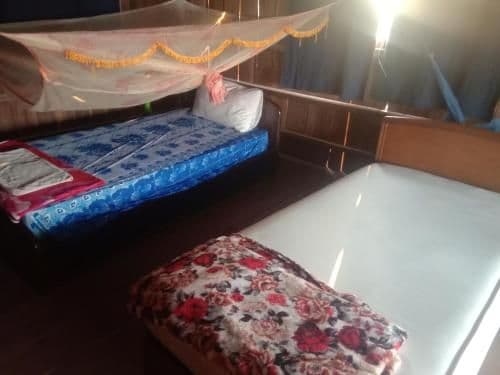 Double or Twin Room with Mountain View
