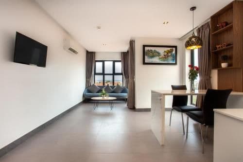 One-Bedroom Apartment