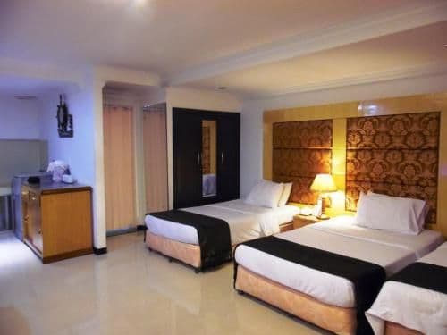 Suite Triple Room