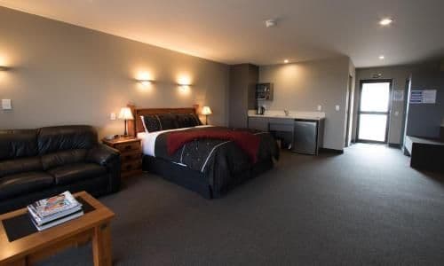 Deluxe King Studio