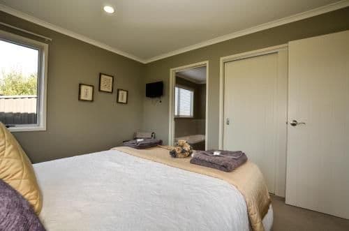 Double Room with Private External Bathroom