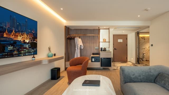 Premier Room