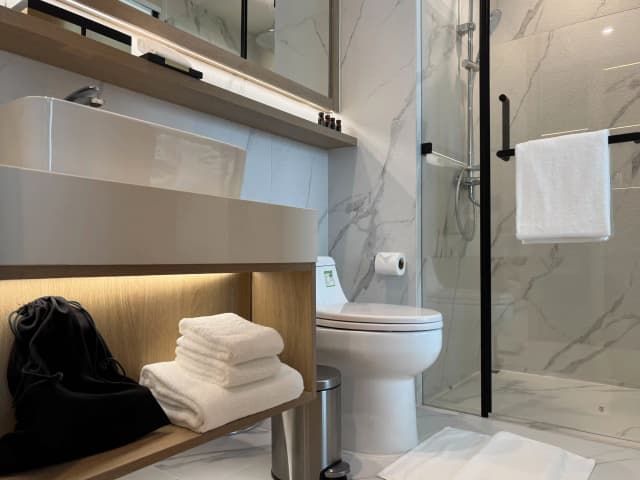 Standard King Room