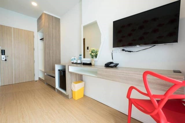 Studio Twin Bed