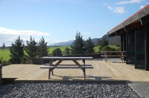 Three-Bedroom Cottage - RataView