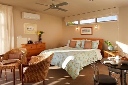 Deluxe King Suite