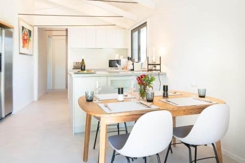Two-Bedroom Vineyard Suite with Kitchen