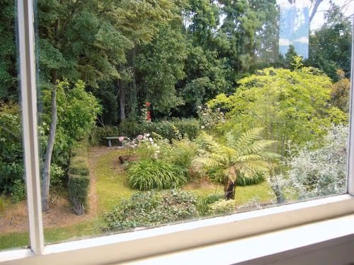 Queen Room with Garden View