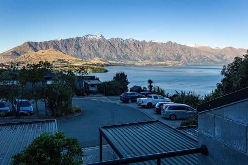 Two-Bedroom Townhouse with Lake View