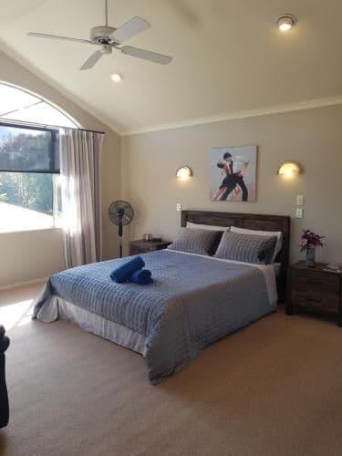Standard Double Room with Shared Bathroom