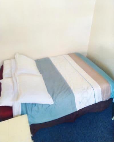 Cabin Double Room with Shared Bathroom
