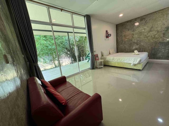 Deluxe River View