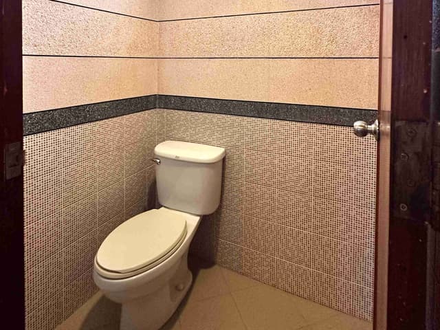 Private Room share bathroom