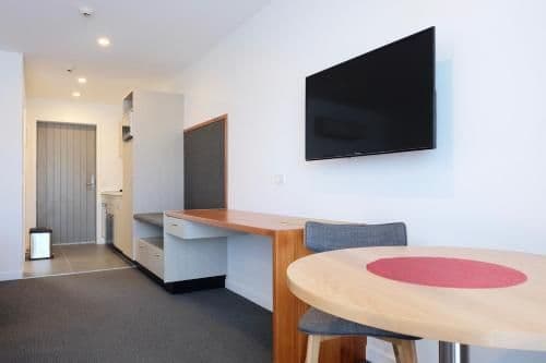 Basic Triple Room with Shared Bathroom