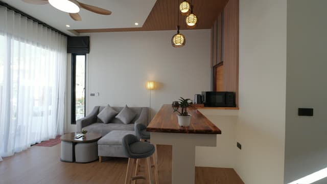 Grand Oasis Two-Bedroom Villa with Priv