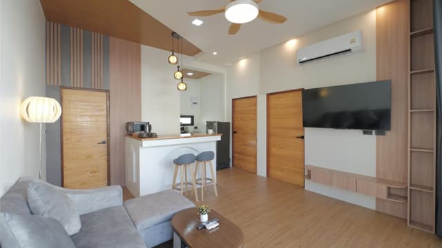 Grand Oasis Two-Bedroom Villa with Priv