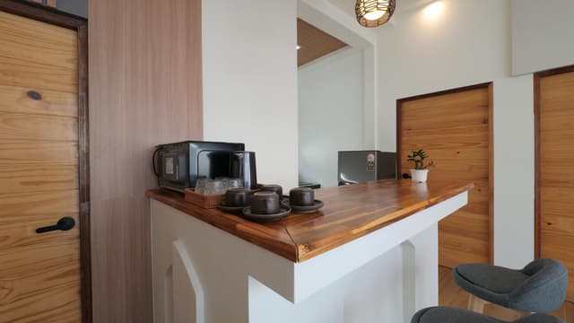 Grand Oasis Two-Bedroom Villa with Priv