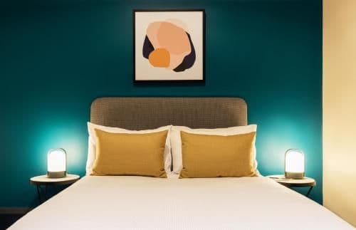 Premium Queen Room with Balcony + Shared Bathroom