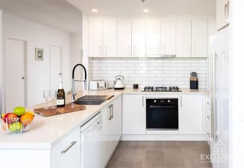 Deluxe Three-Bedroom Penthouse