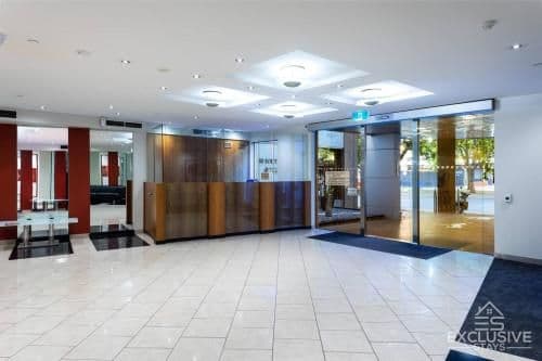 Deluxe Three-Bedroom Penthouse