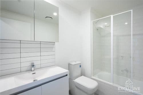 Deluxe Three-Bedroom Penthouse