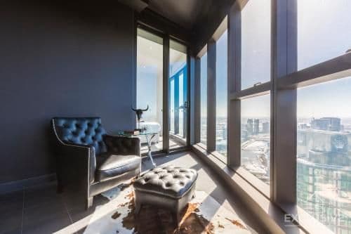 Luxury Three-Bedroom Apartment