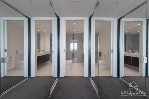 Luxury Three-Bedroom Apartment