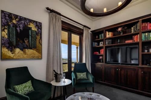 Deluxe King Room with Piccadilly Valley View