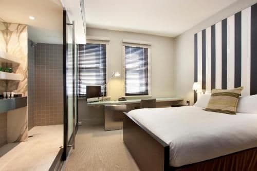 Heritage Queen Room