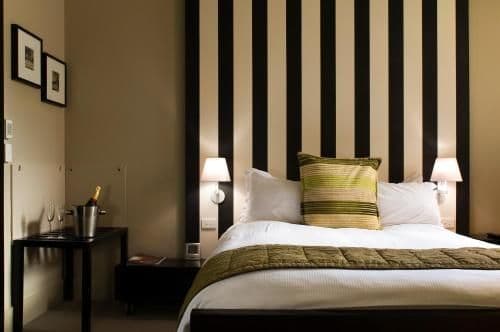 Heritage Queen Room