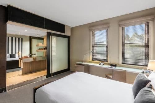 Heritage Queen Room