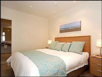 One-Bedroom Suite with Spa Bath