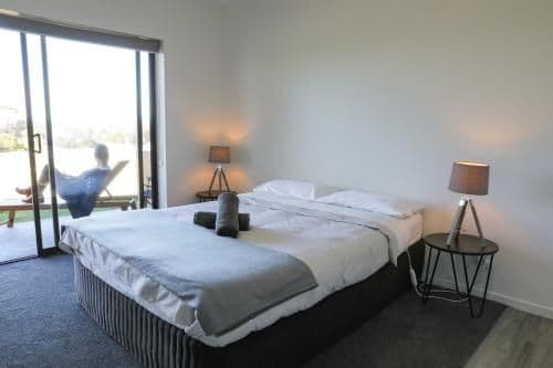 Queen Room with Garden View