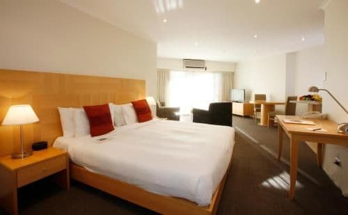 Deluxe Studio Apartment