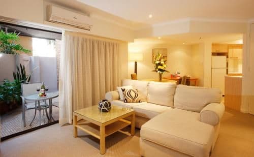 Deluxe Studio Apartment