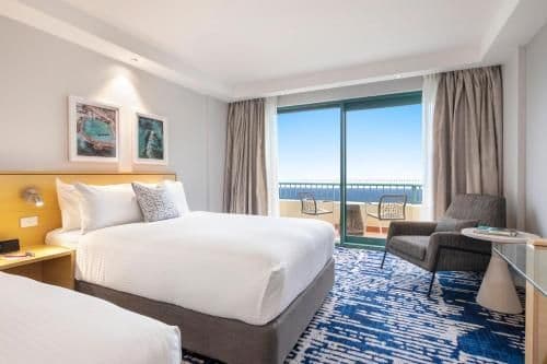 2 Double Beds Ocean Front with Balcony