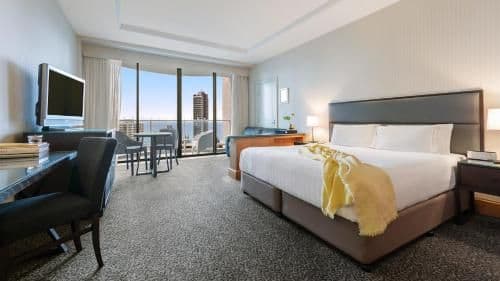 Two-Bedroom Dual-Key Apartment with Ocean View