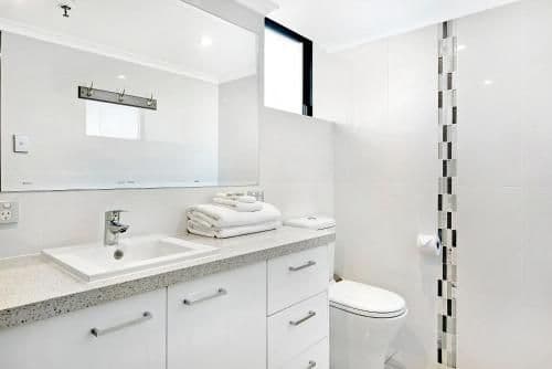 Sub Penthouse Three-Bedroom Apartment with Ocean View