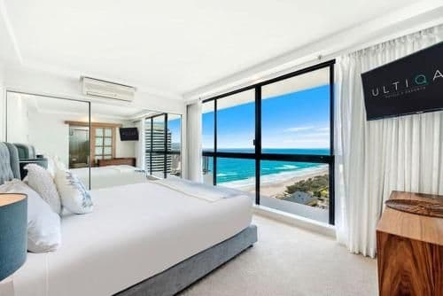 Sub Penthouse Three-Bedroom Apartment with Ocean View