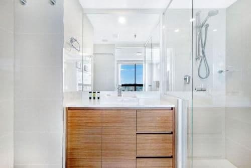 Sub Penthouse Three-Bedroom Apartment with Ocean View