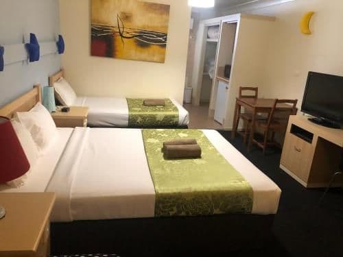 Family Room (4 person)