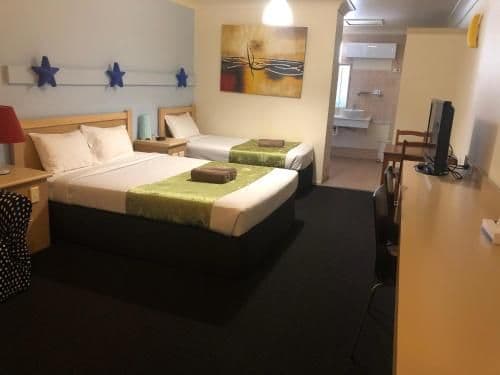 Family Room (4 person)